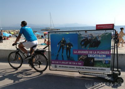 Vélo Publicitaire et tournée des plages pour Decathlon - Riviera Pub - Street Marketing Nice, Cannes, Monaco