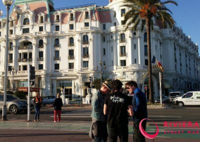 Distribution publicitaire pour les Galeries Lafayette - Riviera Pub - Street Marketing Nice, Cannes, Monaco